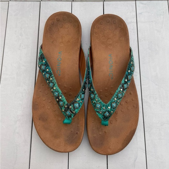 Vionic sandals - Picture 1 of 5